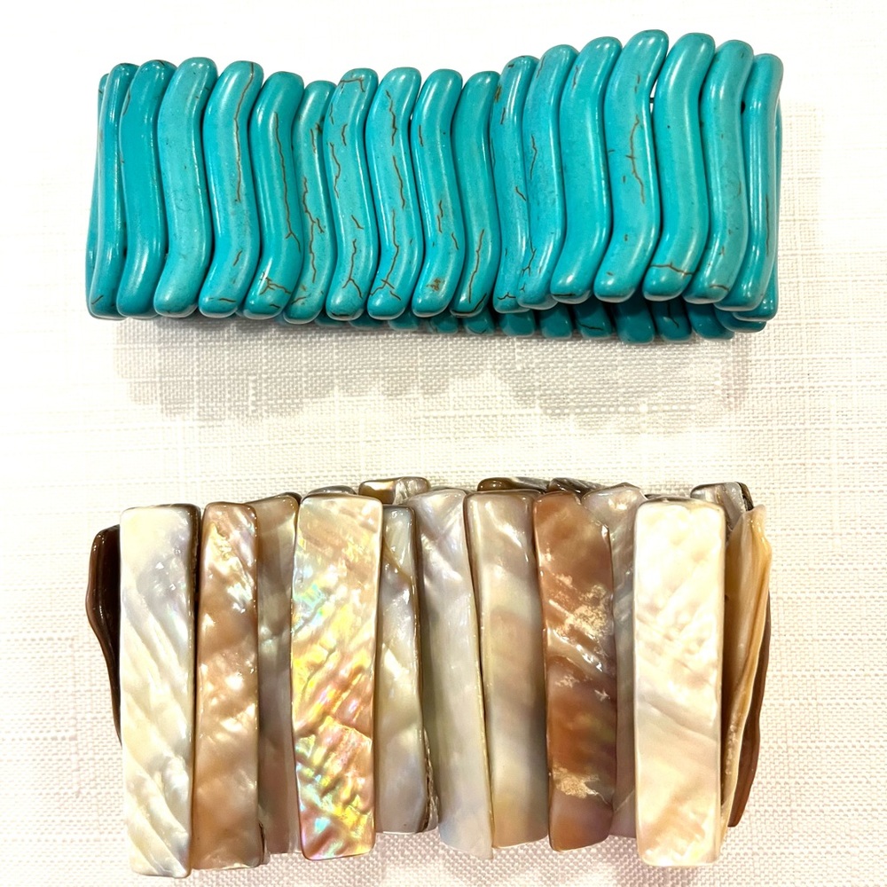 Set of 2 Handcrafted Naturalistic Bracelets - Turquoise and Mother of Pearl
